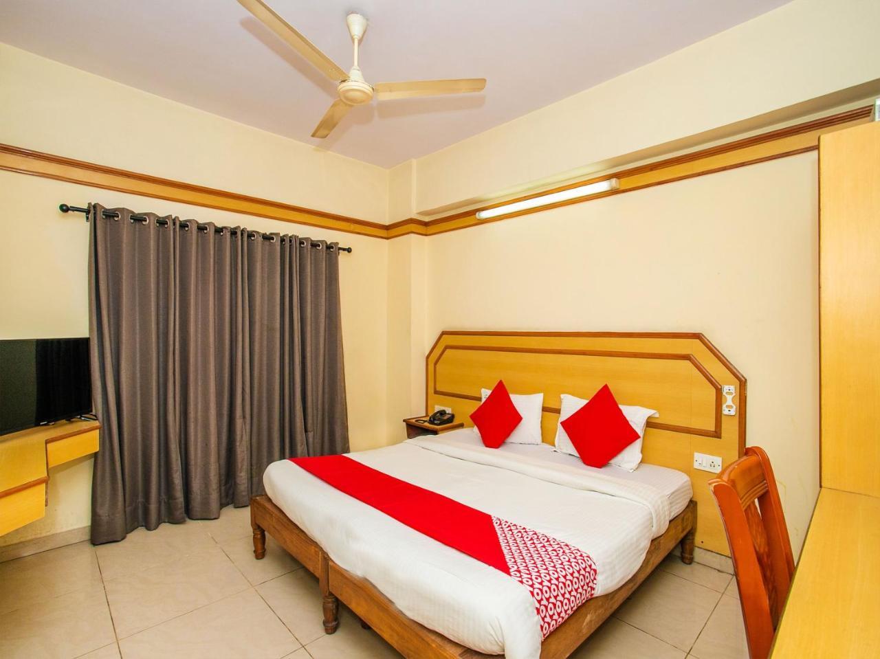 Oyo 649 Hotel Ajantha Trinity Inn Бангалор Экстерьер фото
